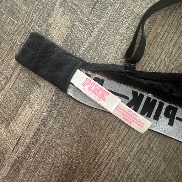 Lace pink Victoria’s Secret date push-up bra - Picture 4 of 4